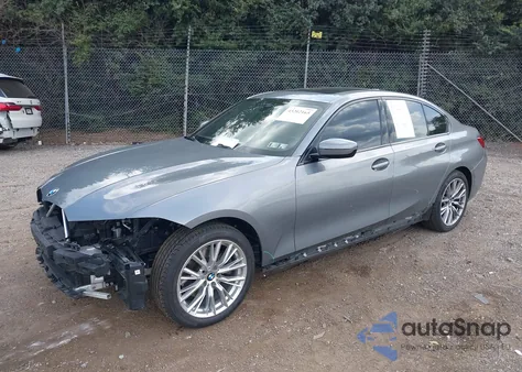 2023 BMW 330I xDrive z USA, uszkodzony, nr VIN 3MW89FF04P8D49131